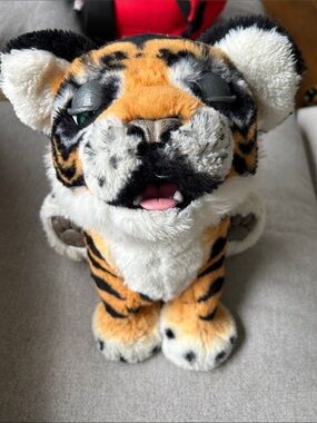 Furreal tiger